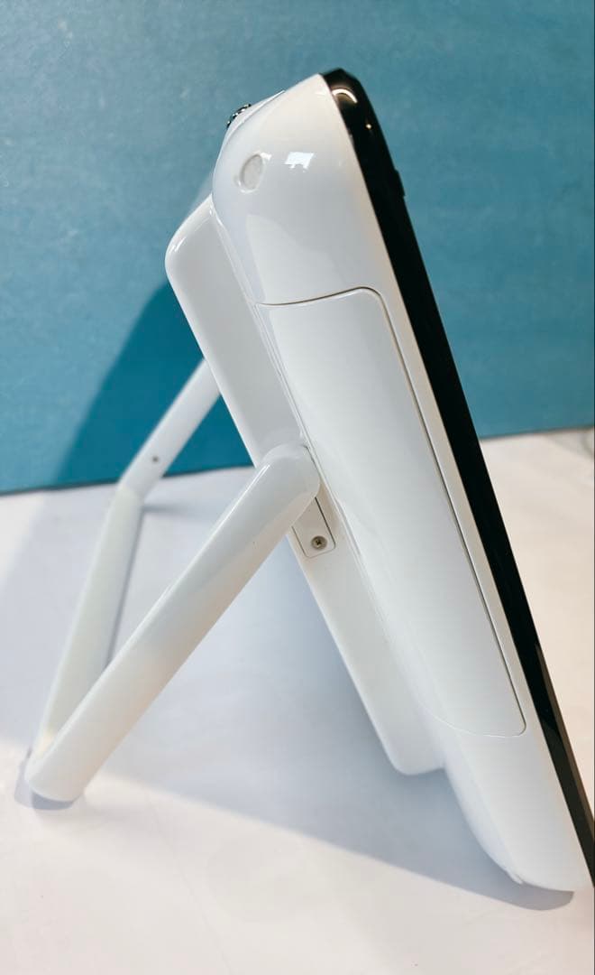 地デジポータブルDVDプレーヤーTOSHIBA SD-P100WP