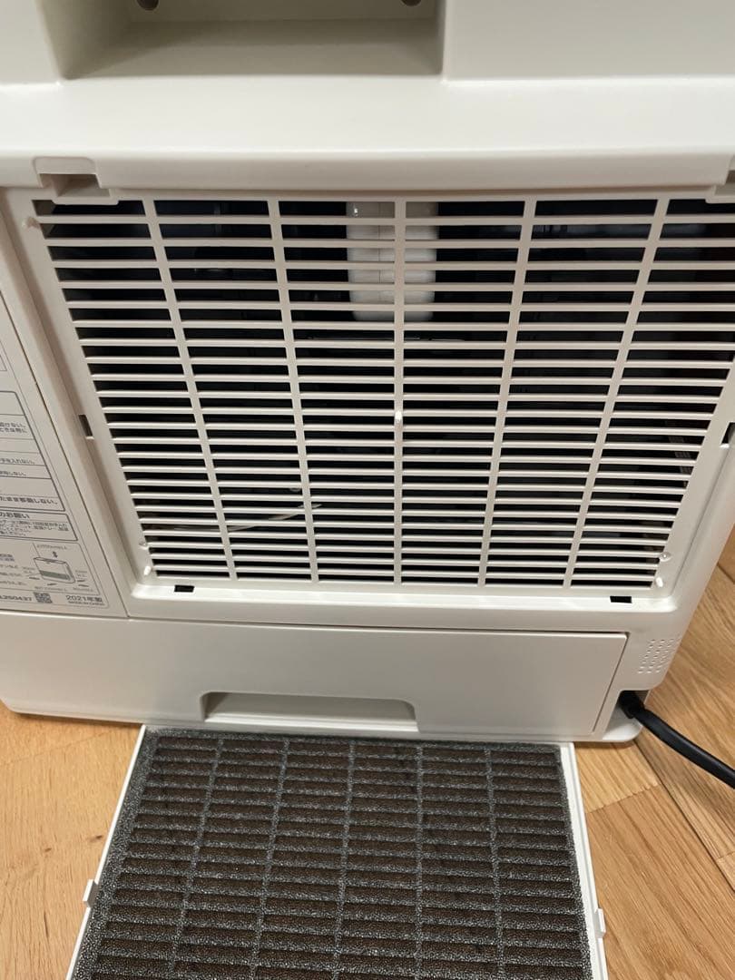 アイリスオーヤマ 大風量加湿セラミックファンヒーターKJKC125D1-W