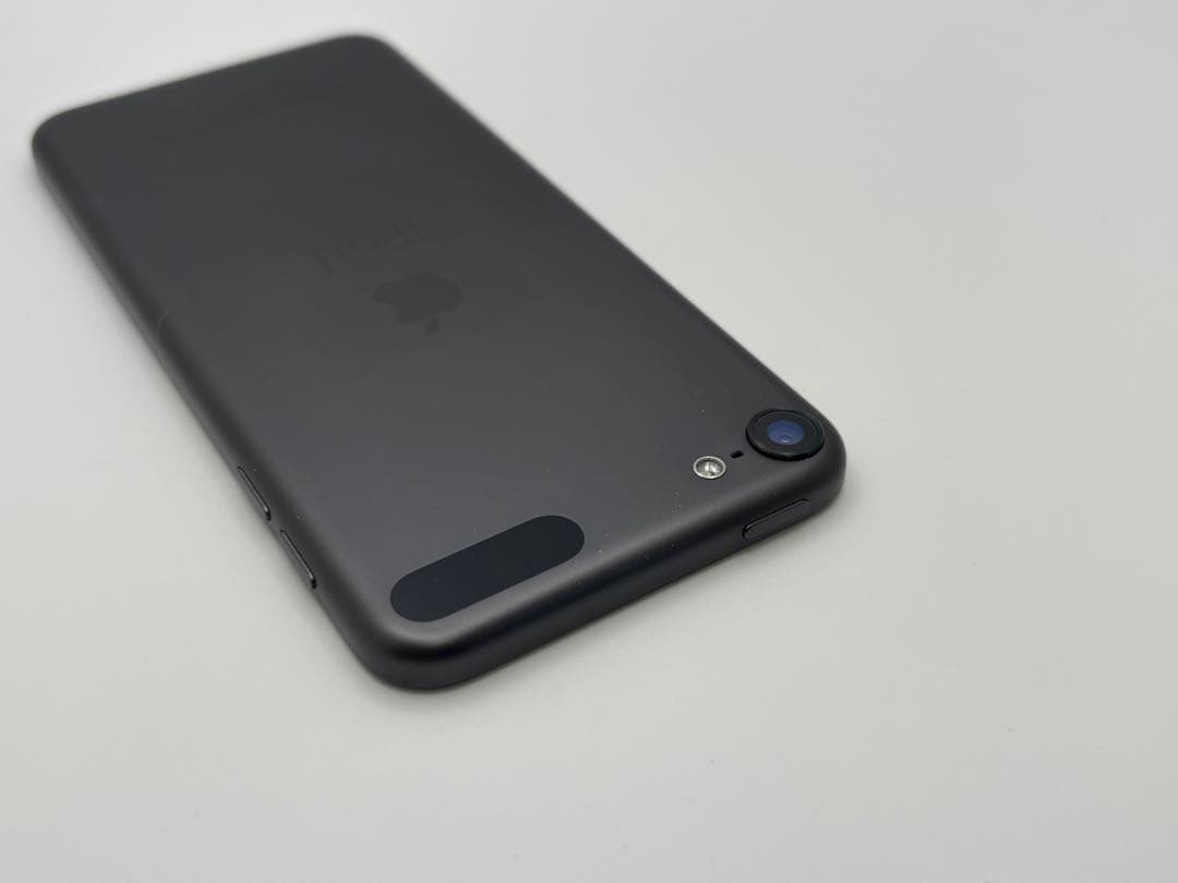 iPod touch第6世代 32GB ブラック バッテリー交換済み 美品