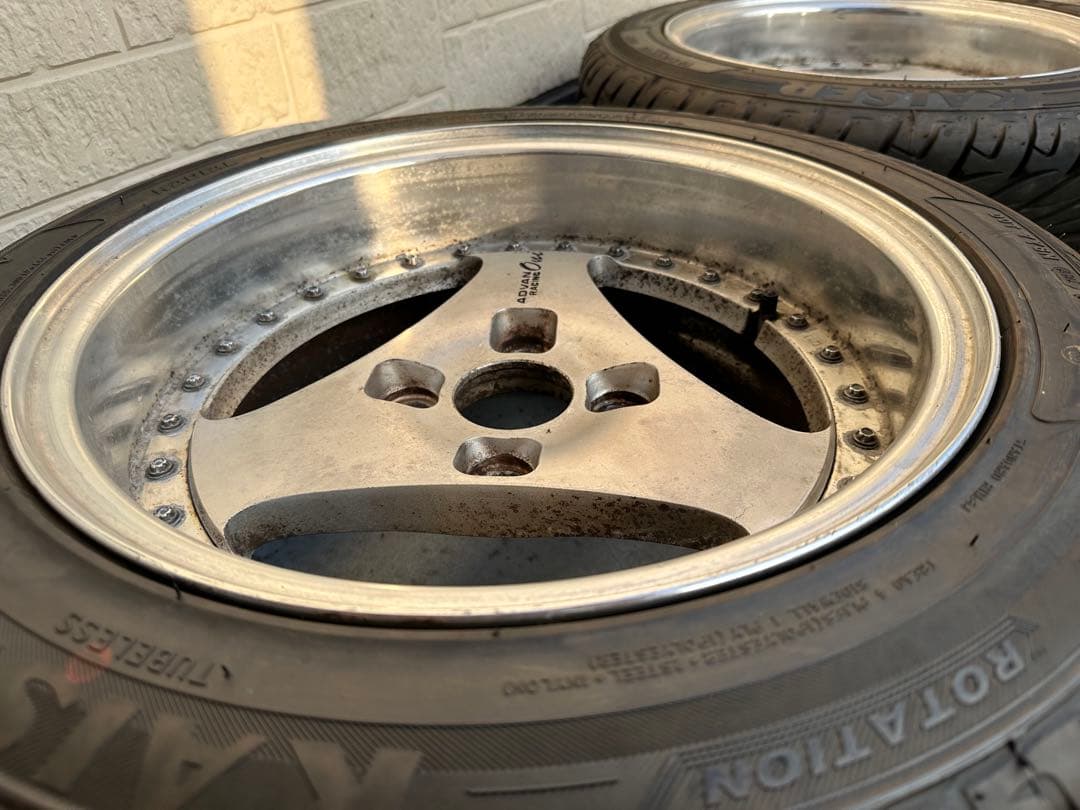 ADVAN oni 15インチ 7.5j+5 ケンダ 195/55r15 タイヤ