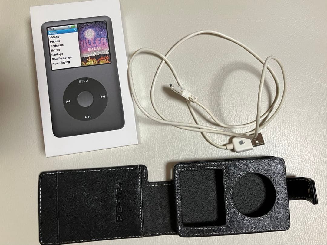 iPod classic 160GB 中古 箱あり 専用ケース付