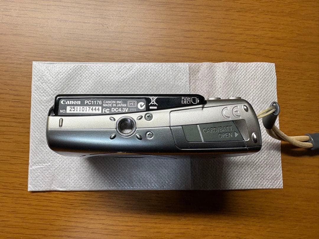 【ジャンク品】IXY DIGITAL 800 IS