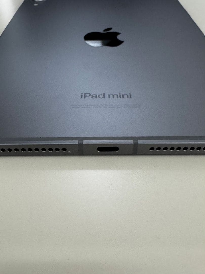 【美品】iPad mini(A17Pro)Wi-Fi +Celluar 第7世代