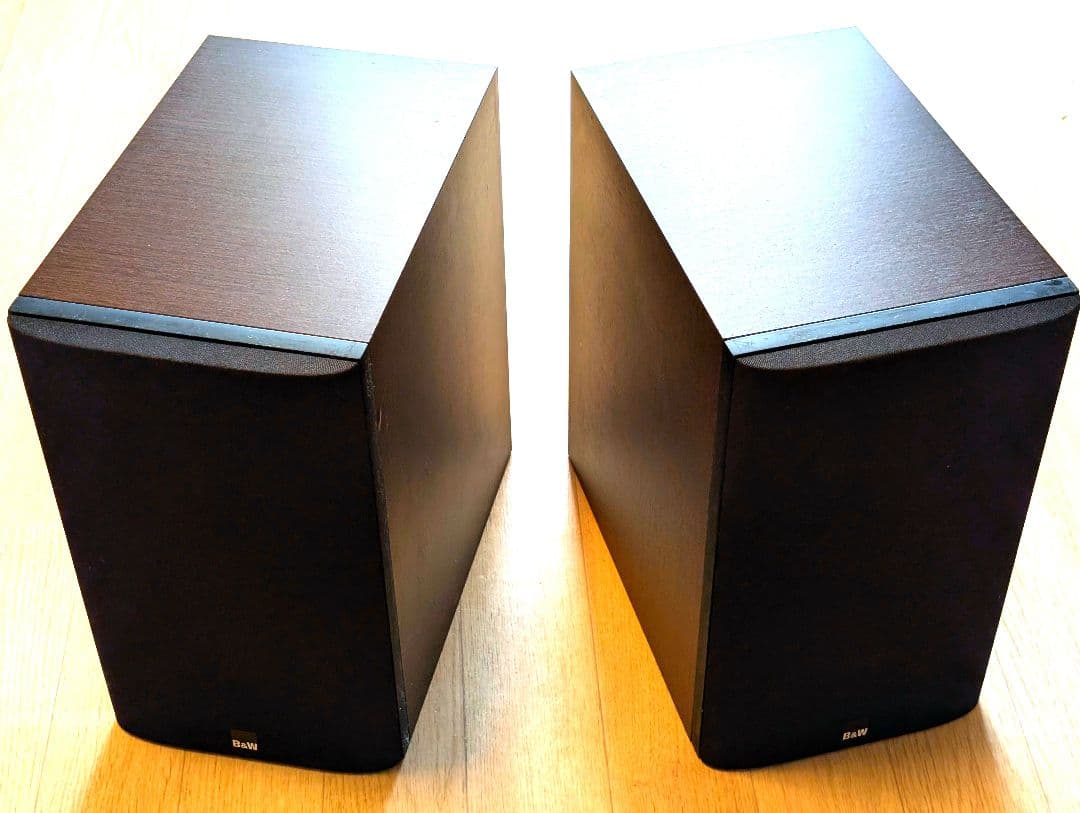 Bowers&Wilkins 685型 ブックシェルフ型スピーカー