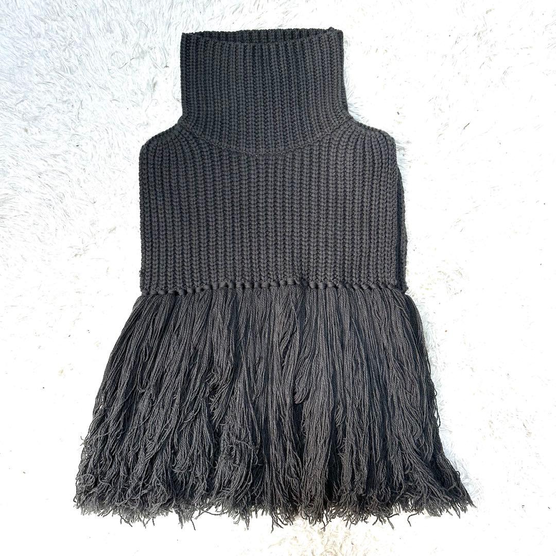 HYKE ハイク フリンジニットベスト ケープ　オリーブ