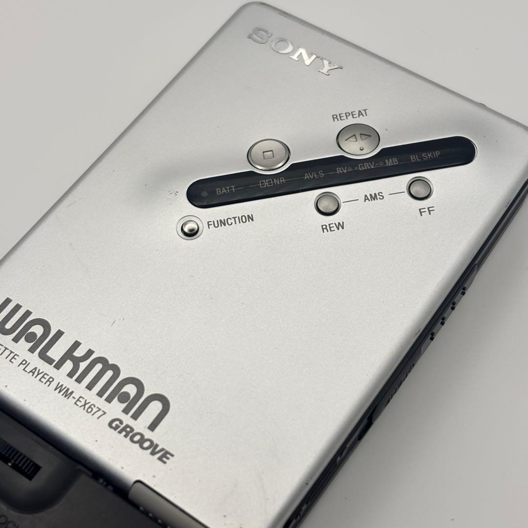 SONY WM-EX677 WALKMAN ソニー カセットウォークマン