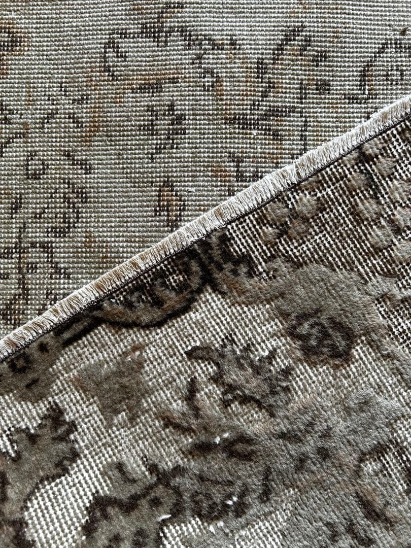 レア　ニュートラルカラー　シャビーシック　オーバーダイ　トルコヴィンテージラグ