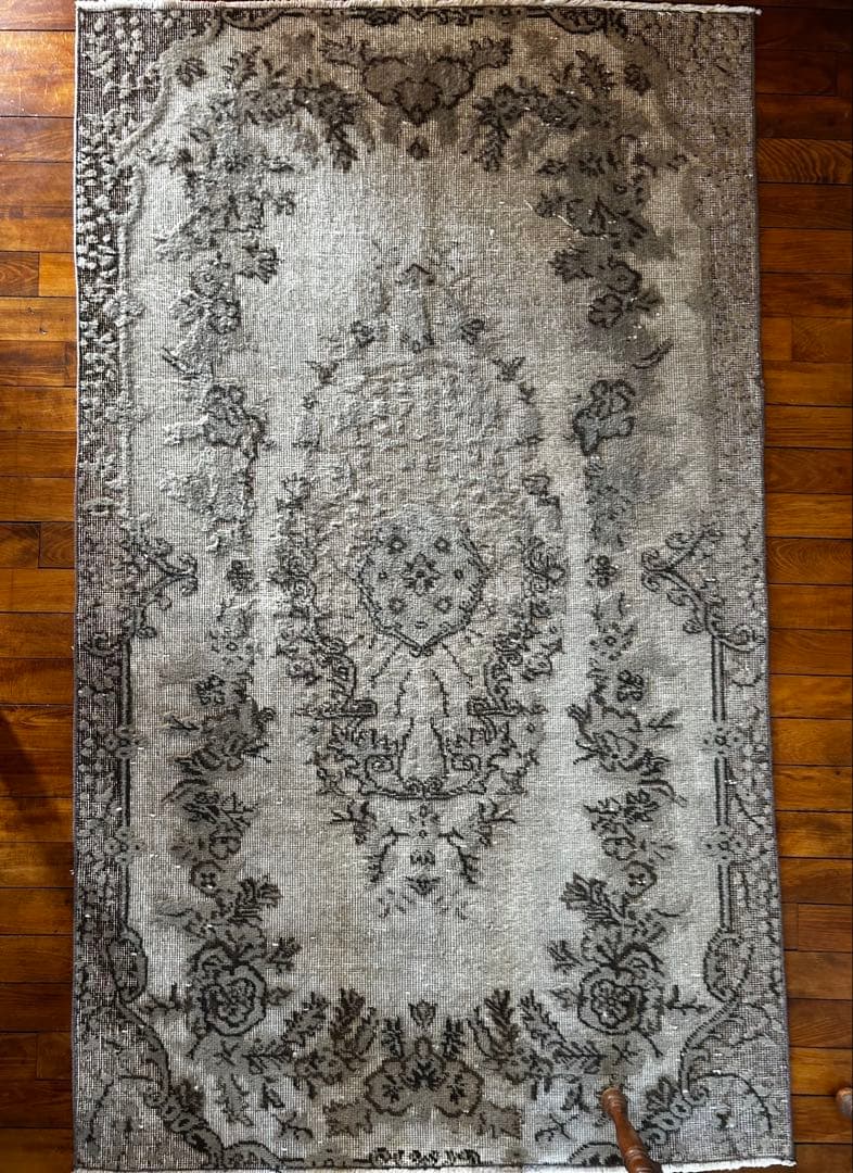 レア　ニュートラルカラー　シャビーシック　オーバーダイ　トルコヴィンテージラグ