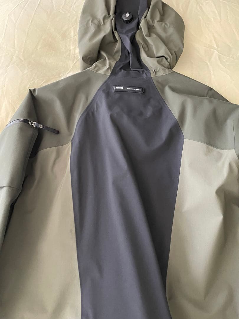 スキー PeakPerfomance HeliverticalJacet M