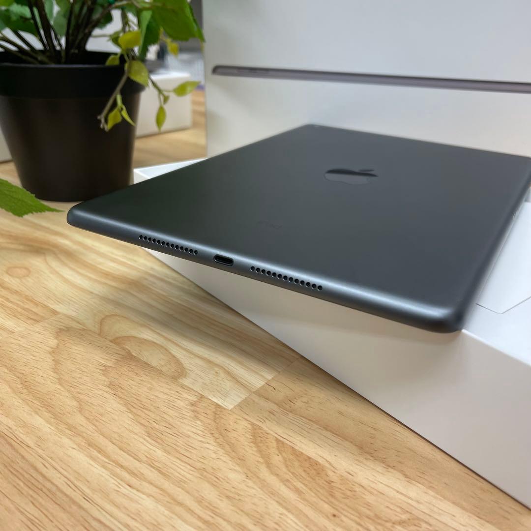 iPad 第9世代 64Gb スペースグレー WiFi 送料無料