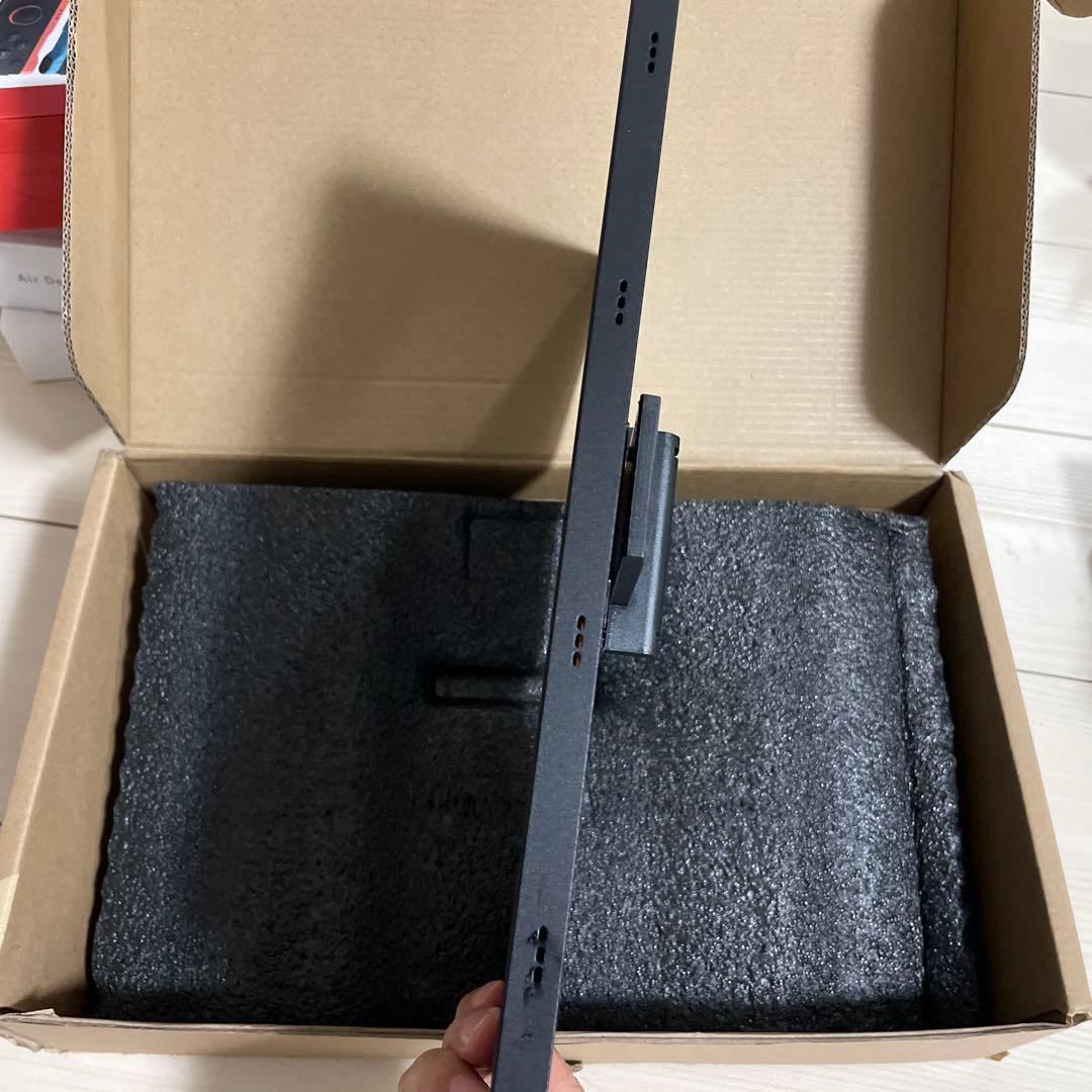 M カー　ポータブル　モニター　新品　値下げ交渉不可