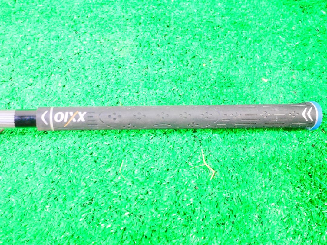 s*u様 XXIO ドライバー 10.5度 青紫色 ゼクシオ