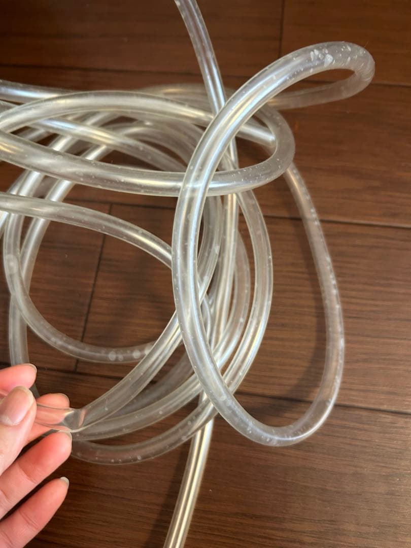 アイリスオーヤマ コードレス充電式 ハンディ コンパクトJHW-101