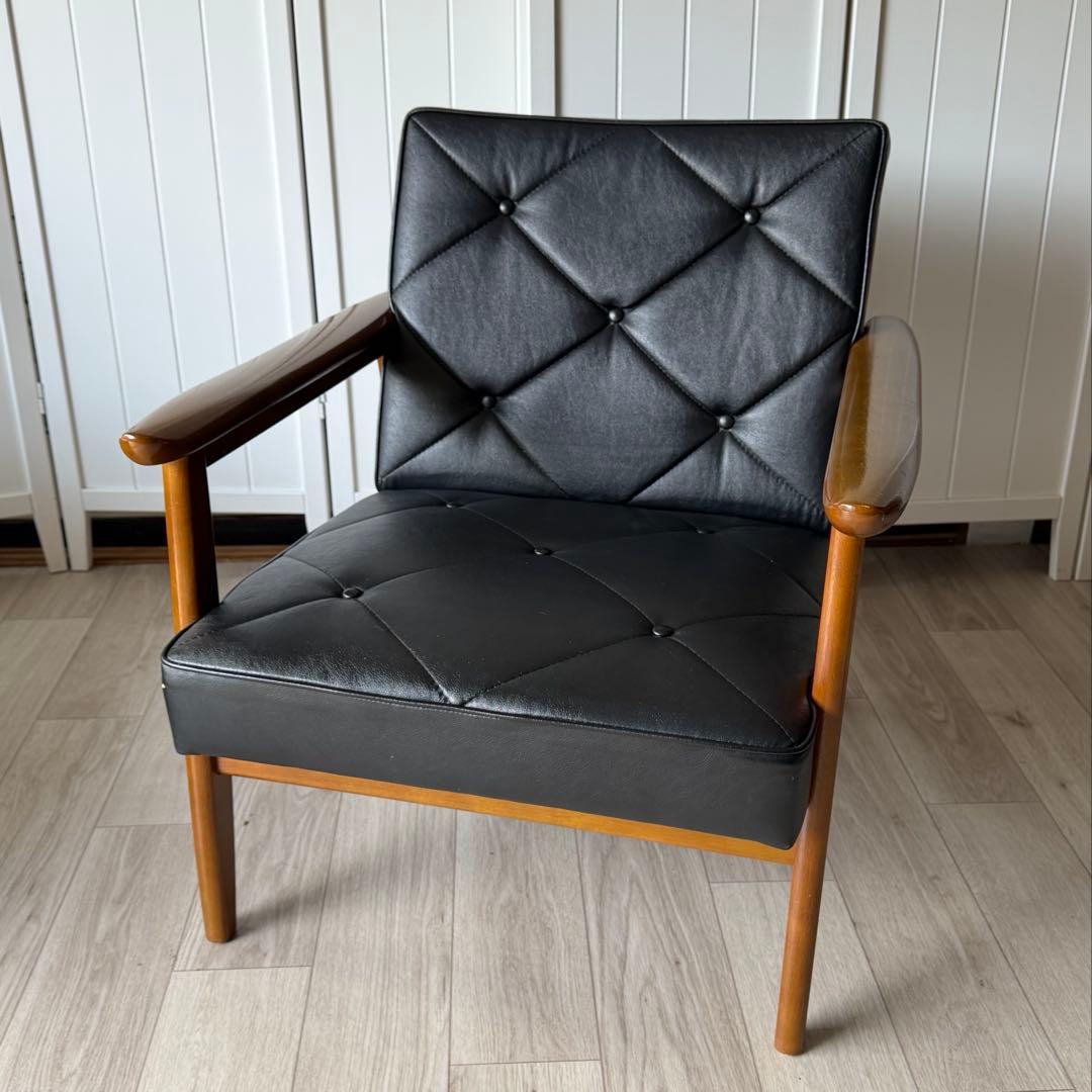 ②カリモク Kチェア 1Pソファ WS1180BW レトロ 1人掛けソファ