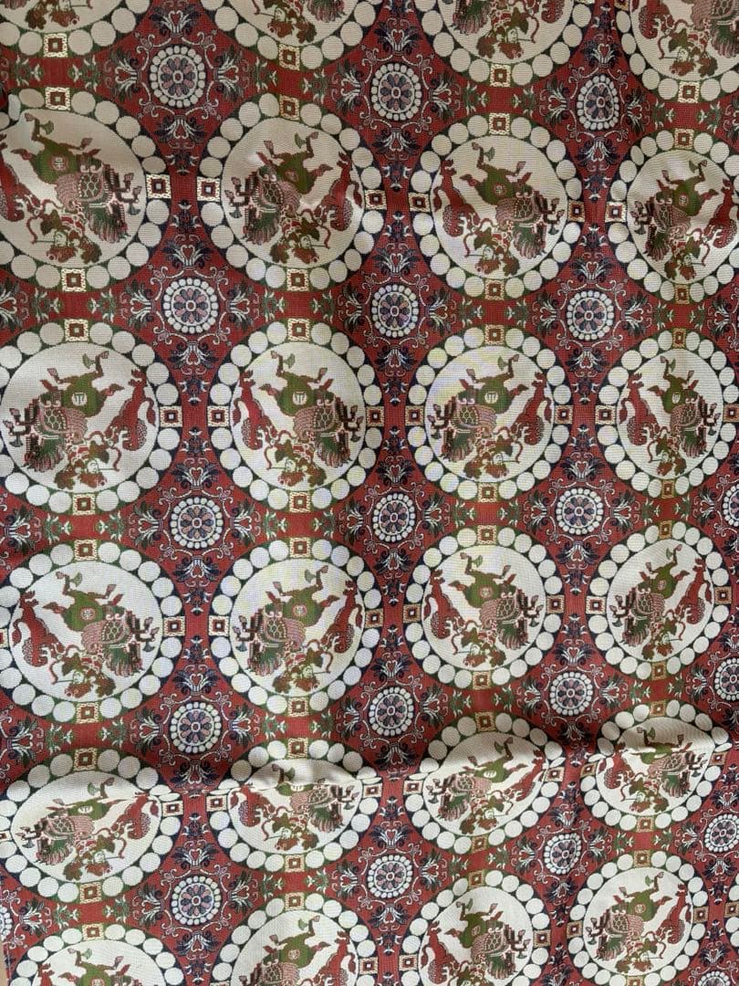 【新品未使用】龍村美術織物　獅子狩文錦 超大型テーブルクロス　120×164桐箱