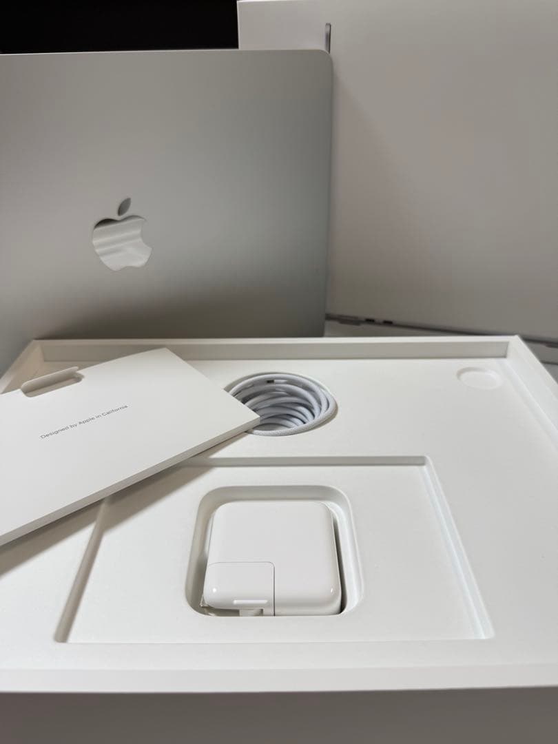 MacBook本体 Apple MacBook Air M2 2022 16GB