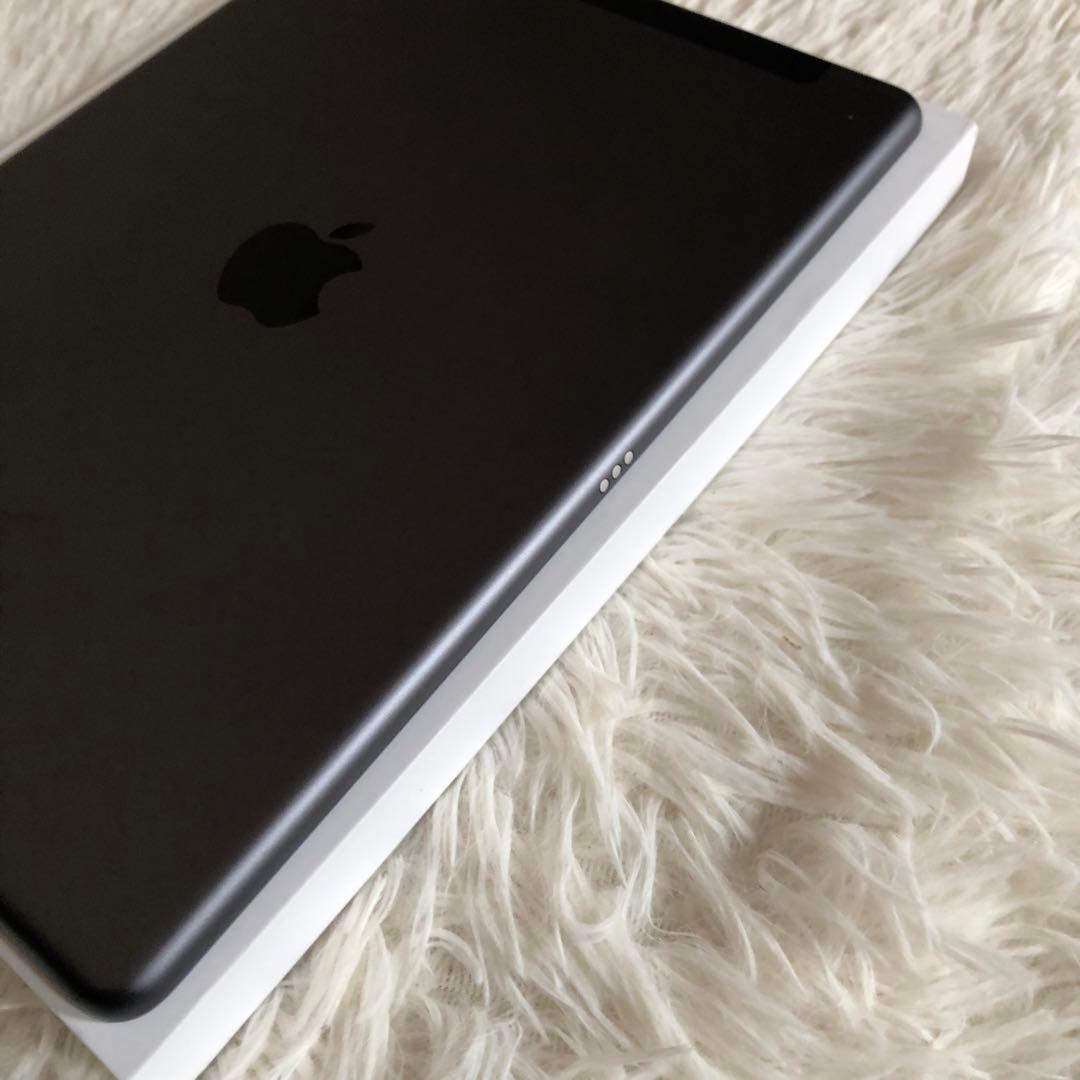 【完動品】iPad 第9世代 256GB SIMフリー 【すぐ発送】
