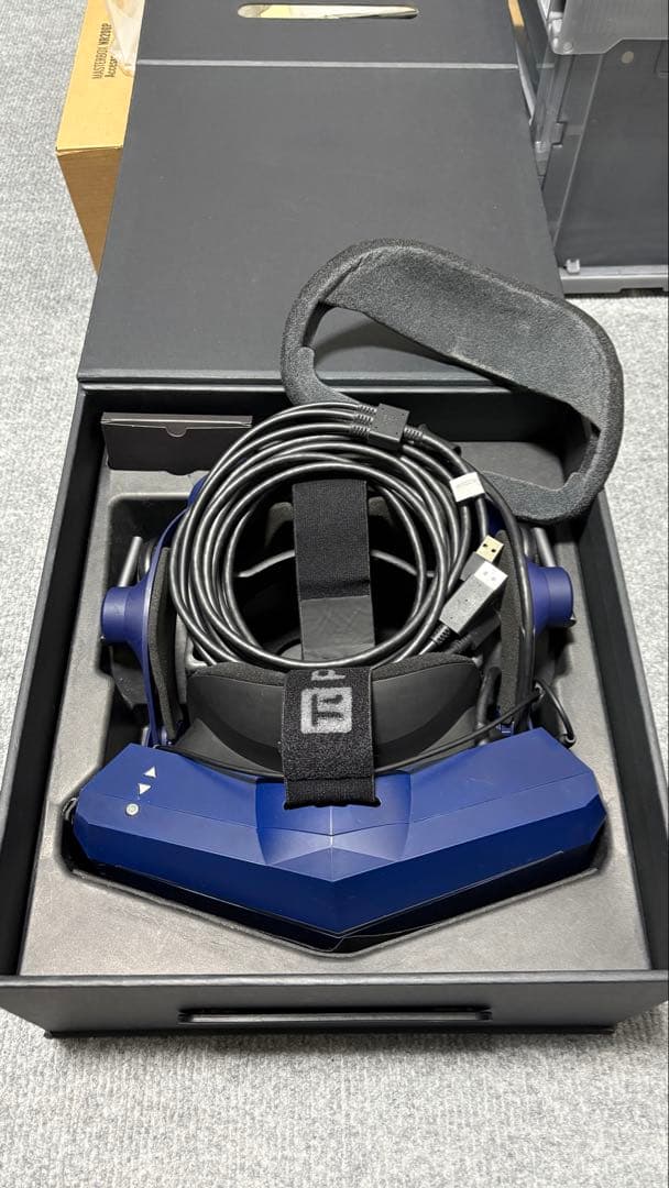 pimax 8kx デラックスヘッドホン版？コントローラーおまけ