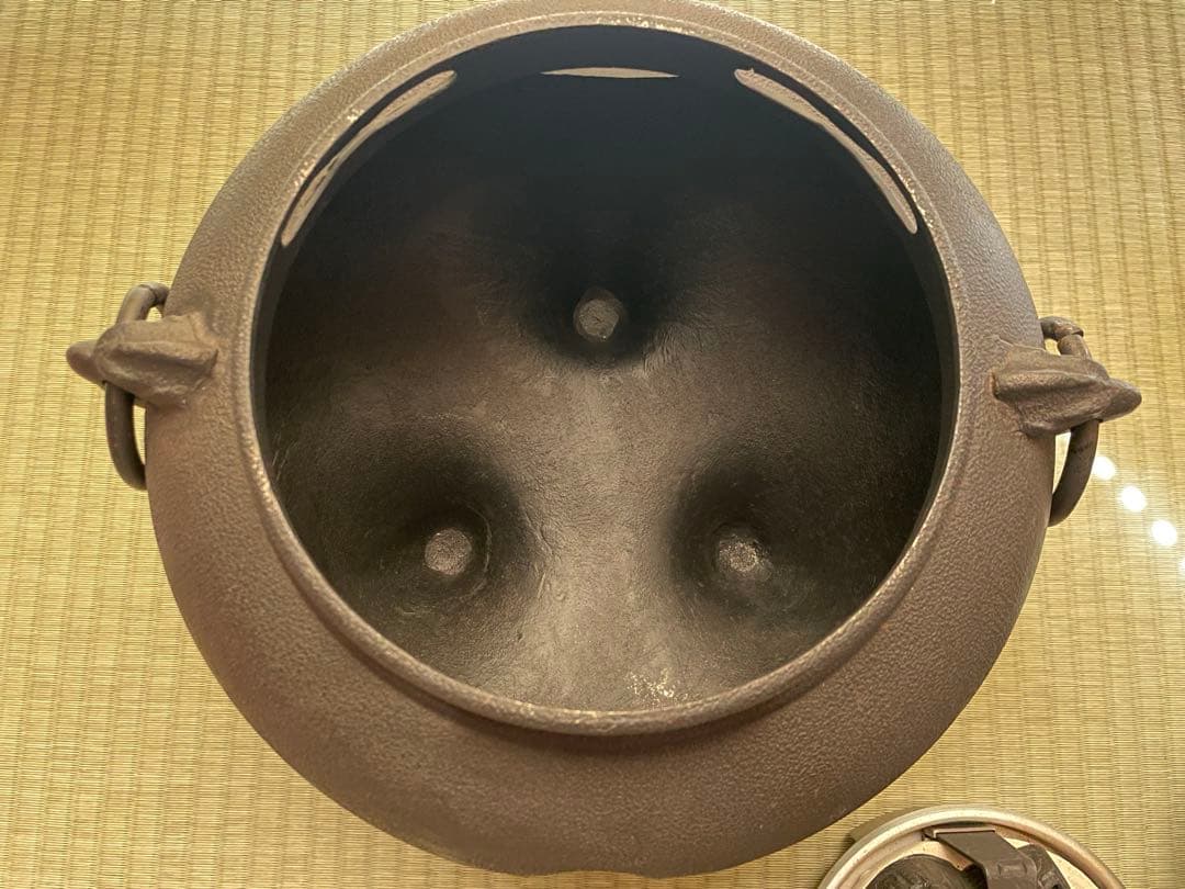 美品・未使用　茶釜(電熱器・敷板付き)