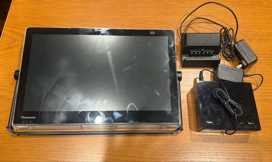 パナソニック　ビエラ 防水ポータブルテレビ 15V型 UN-15CN10D