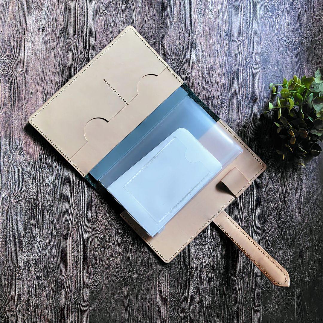 ハンドメイド 本革 お薬手帳カバー 母子手帳カバー 通帳ポーチ ミナペルホネン