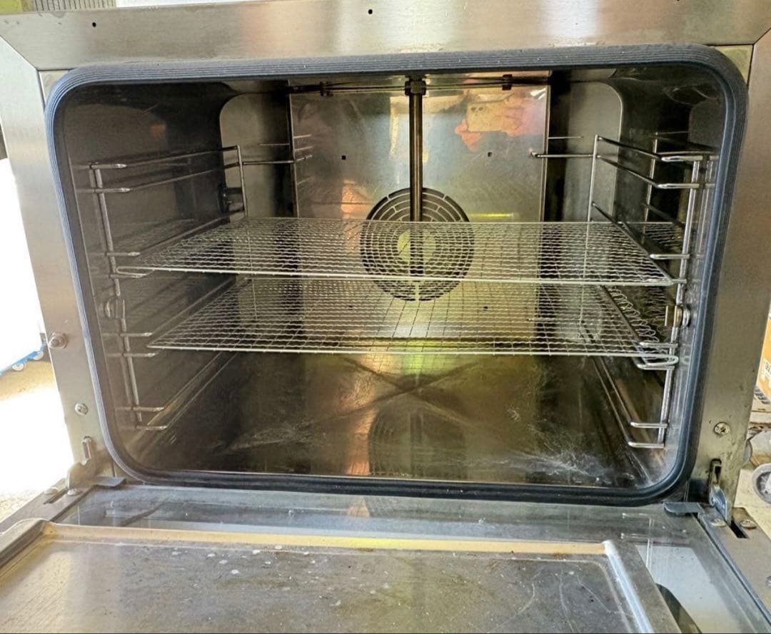 【業務用】UNOX ベーカリーオーブン XFT-135 200V 動作品清掃済み