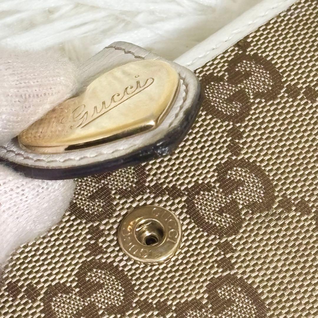 GUCCI GGキャンバス ラブリーハート 長財布 Wホック　白　ロゴ