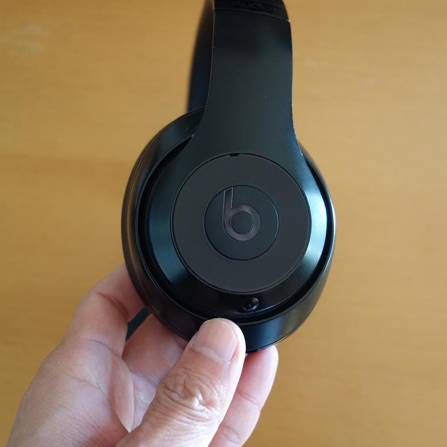【2022年製美品】BEATS STUDIO3 ワイヤレスヘッドホン 黒