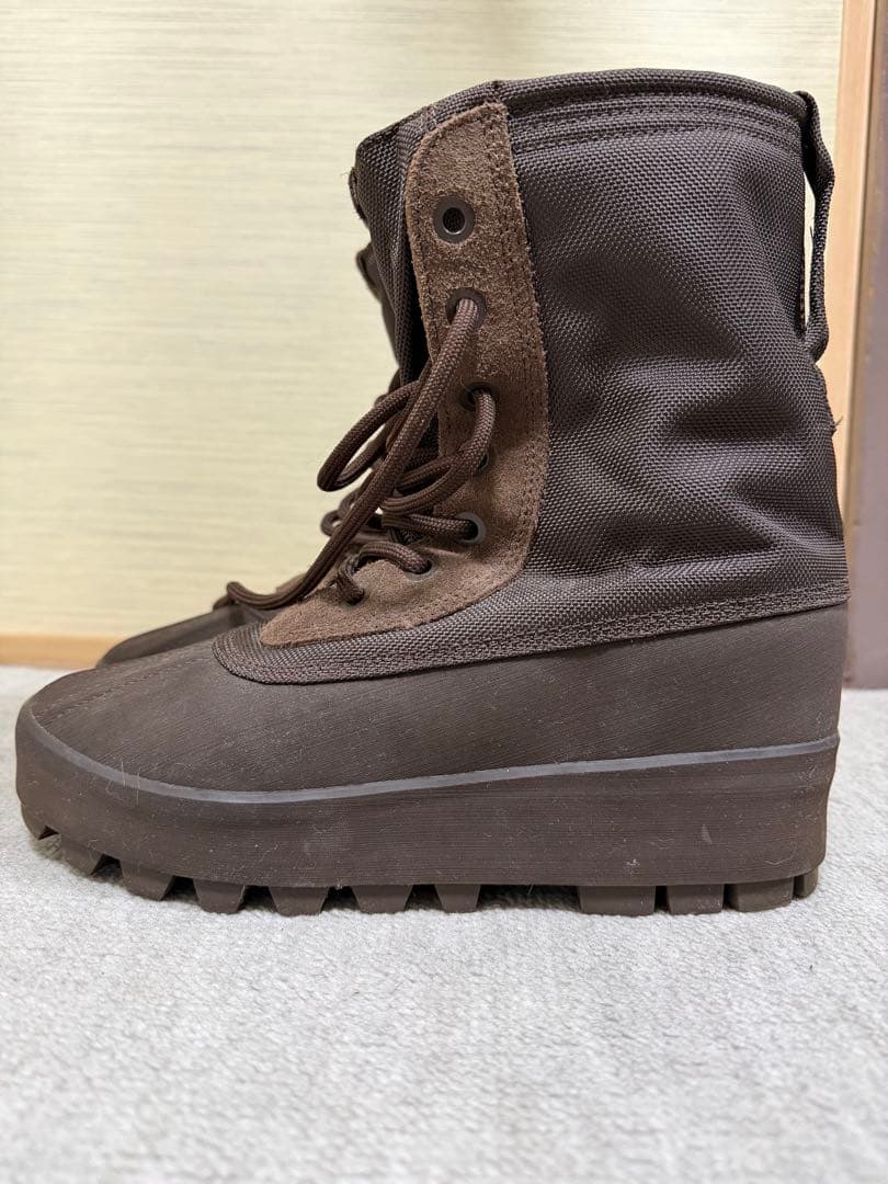 靴 adidas yeezy 950 chocolate 25.5