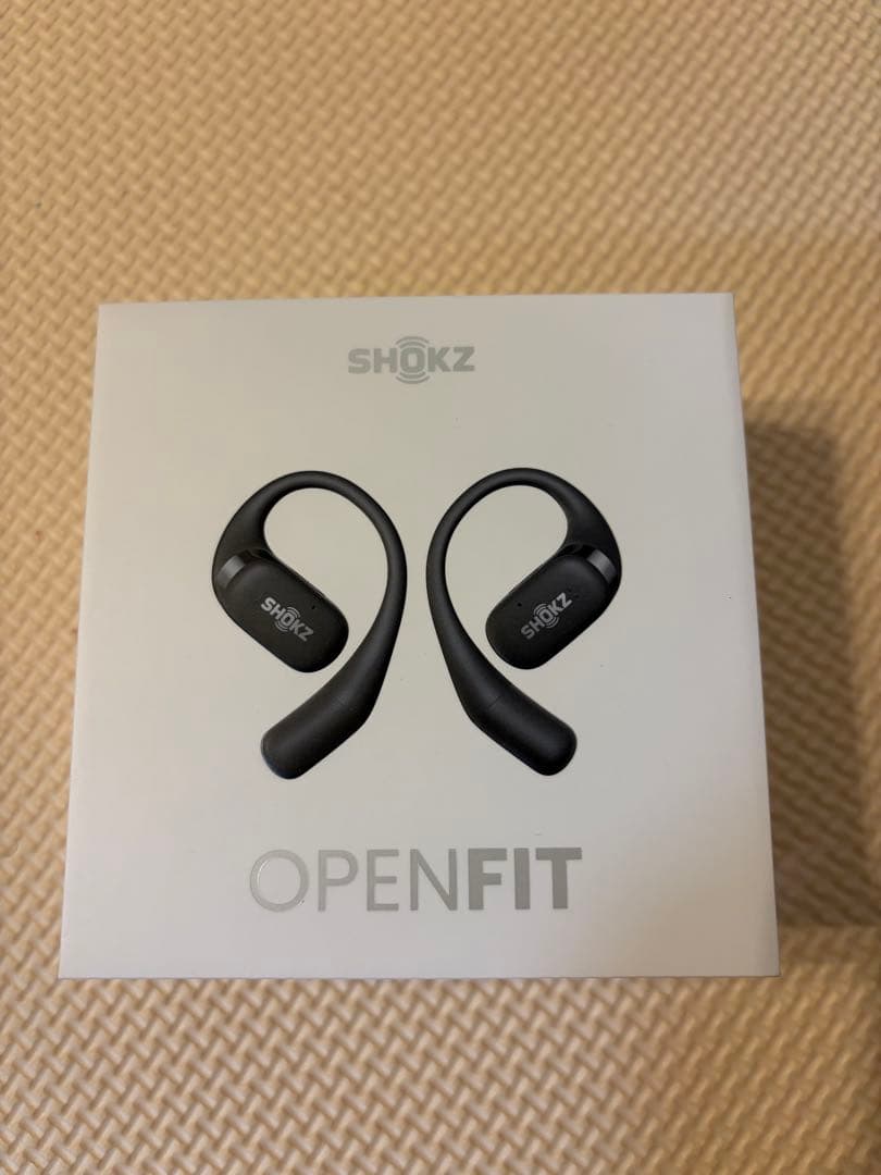 SHOKZ OPENFIT ブラック 骨伝導イヤホン　充電ケース＋ケース付き