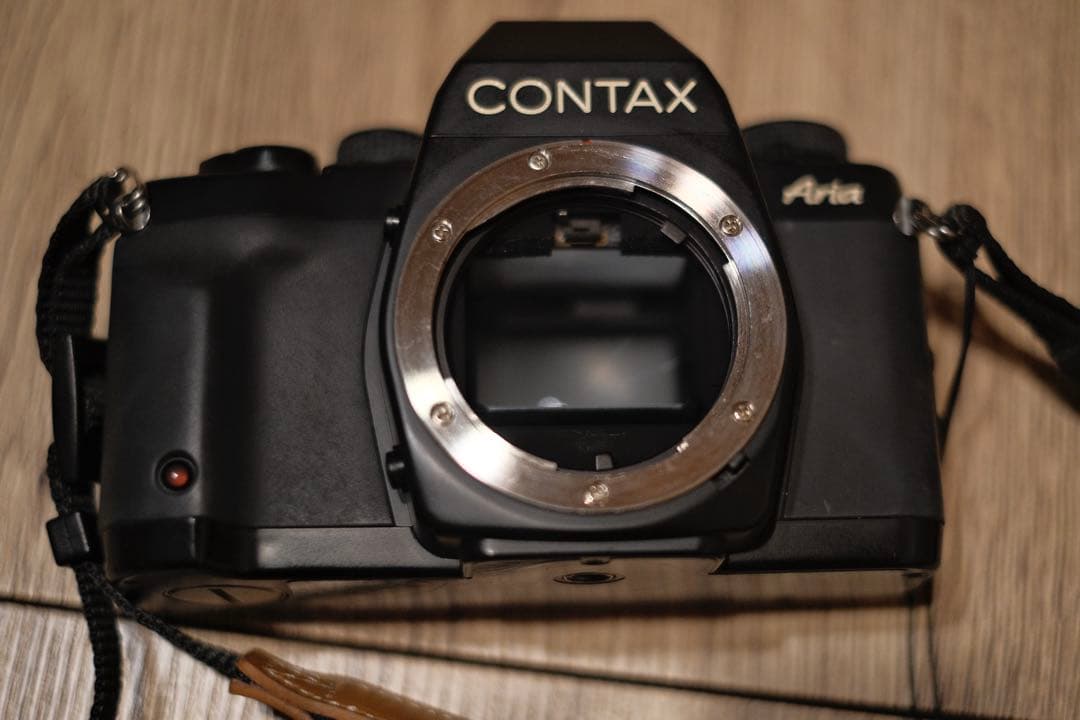 CNTAXT Aria 一眼レフフィルムカメラ Carl Zeissレンズ付き