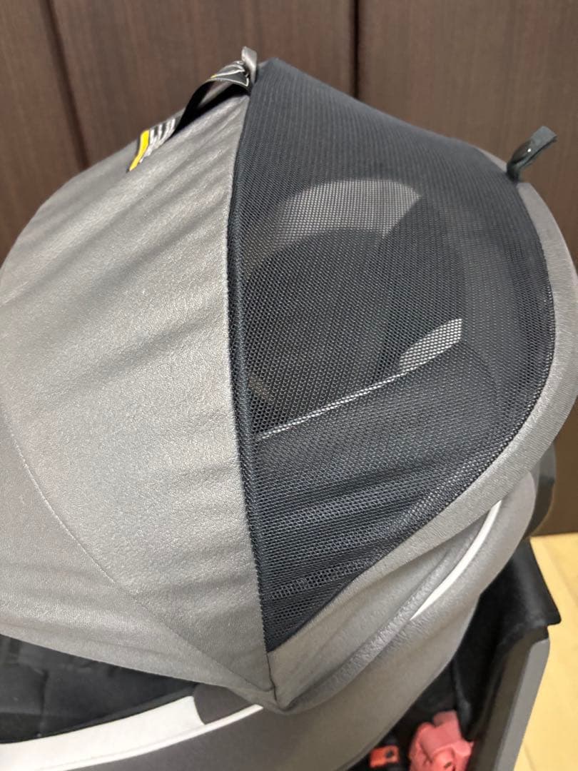 ぷ*ん様 Combi NÉROOM チャイルドシート グレー