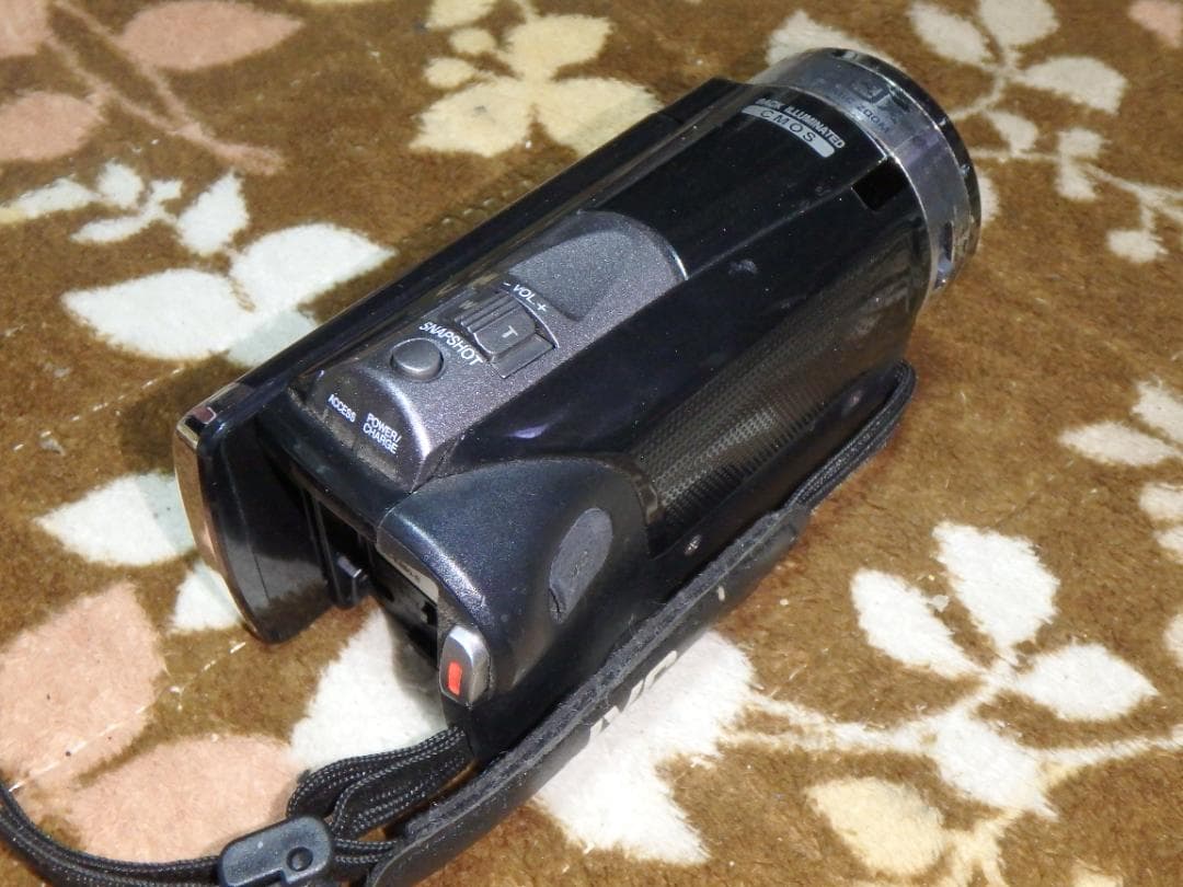 ビクター GZ-E880 エブリオ ビデオカメラ