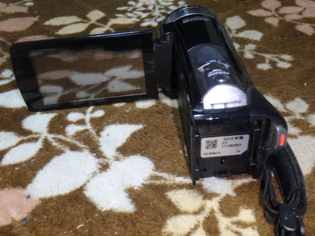 ビクター GZ-E880 エブリオ ビデオカメラ