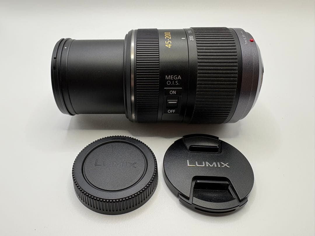 LUMIX 45-200mm レンズ MEGA O.I.S.