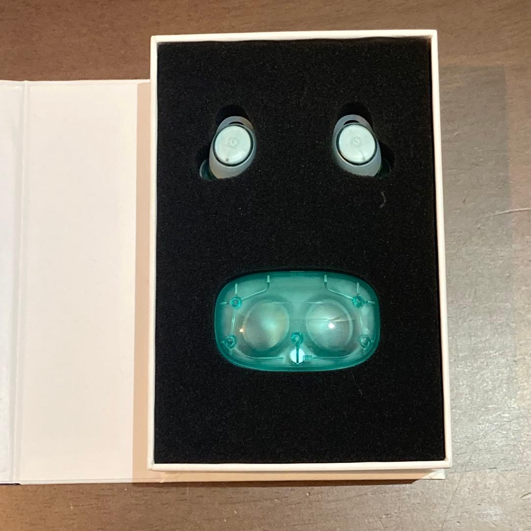 ANIMA ANW01-MGO 星街すいせい ワイヤレスイヤホン 訳あり