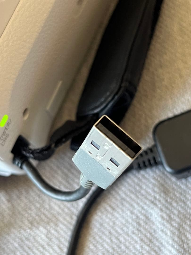 【中古品】SONY HDR-CX670 ビデオカメラ 本体＋おまけ