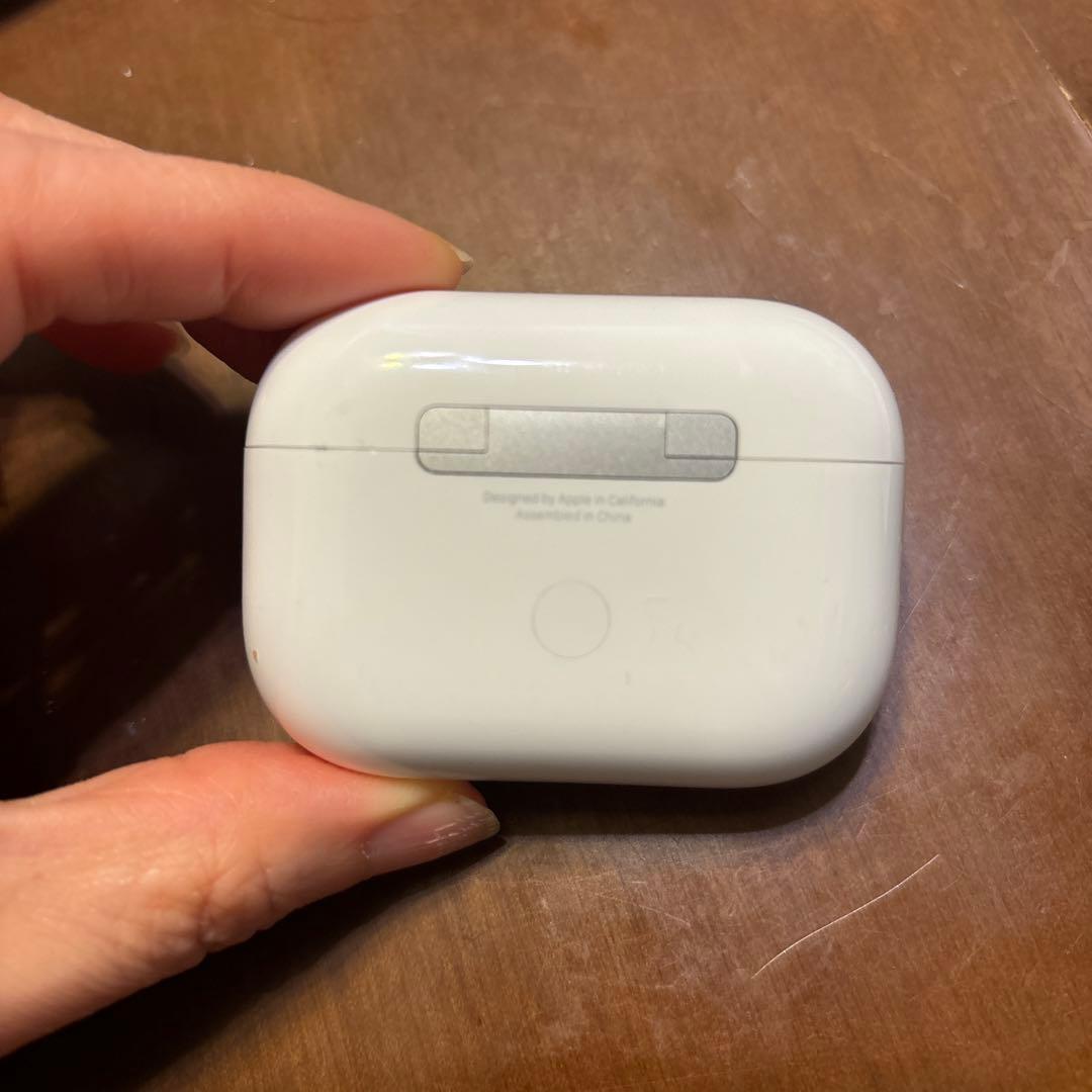 あ*こ様 AirPods Pro 第二世代　　本体 ホワイト