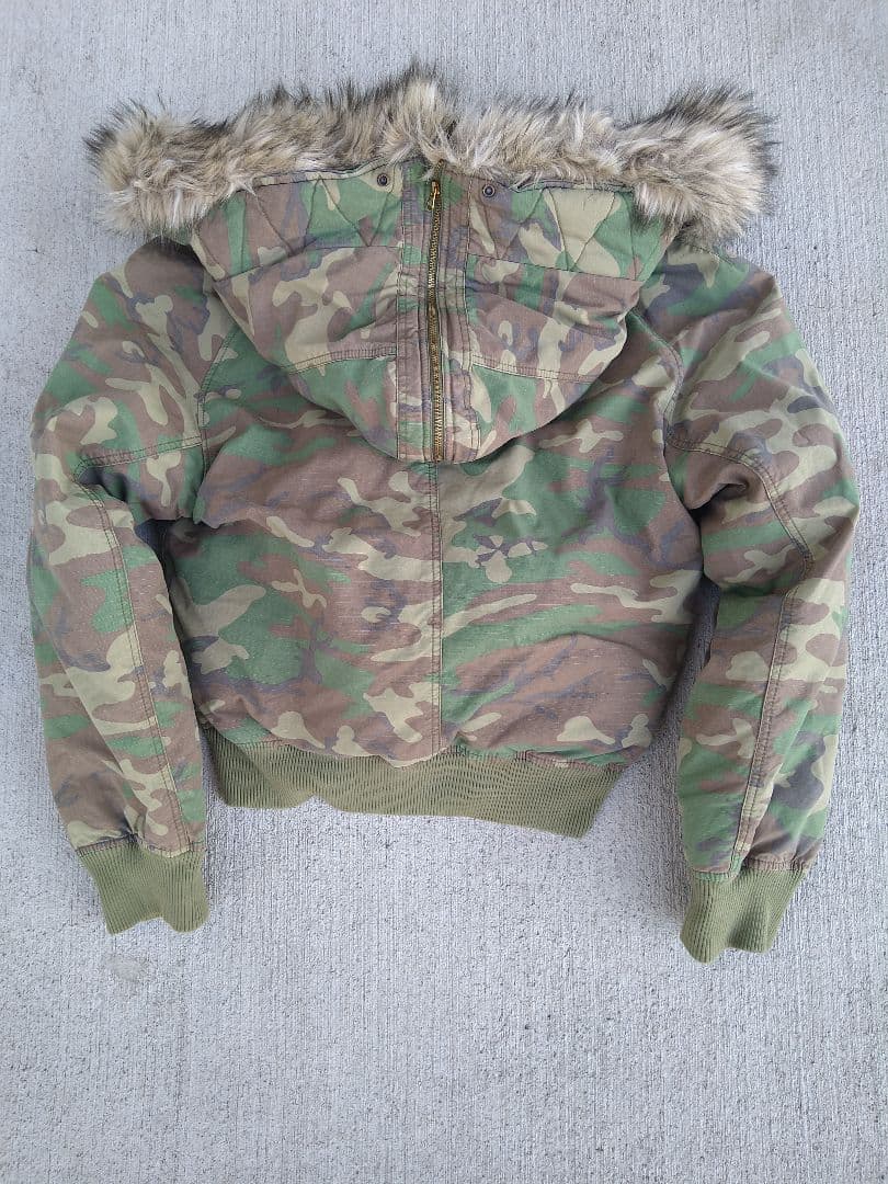 モ*ン様 DENIM & SUPPLY カモフラージュ ミリタリーダウンジャケッ