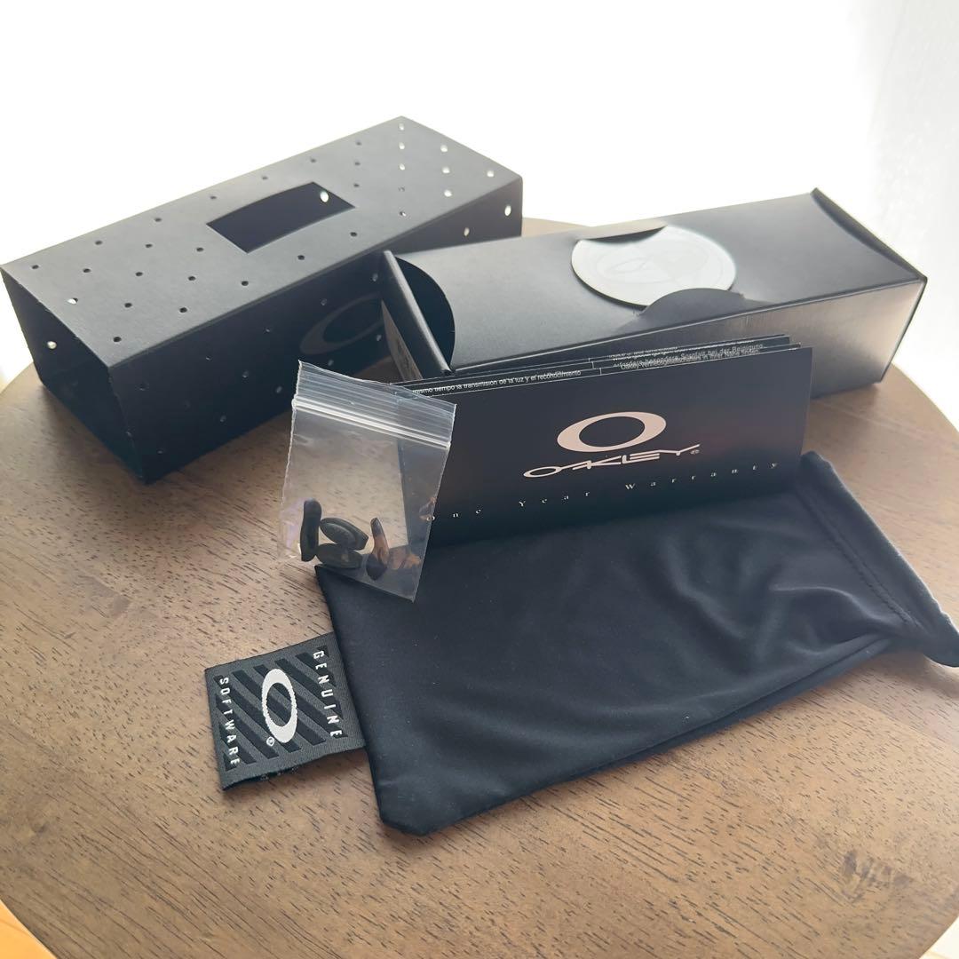 (要修理:美品)オークリー Oakley Juliet ポリッシュド/TIクリア