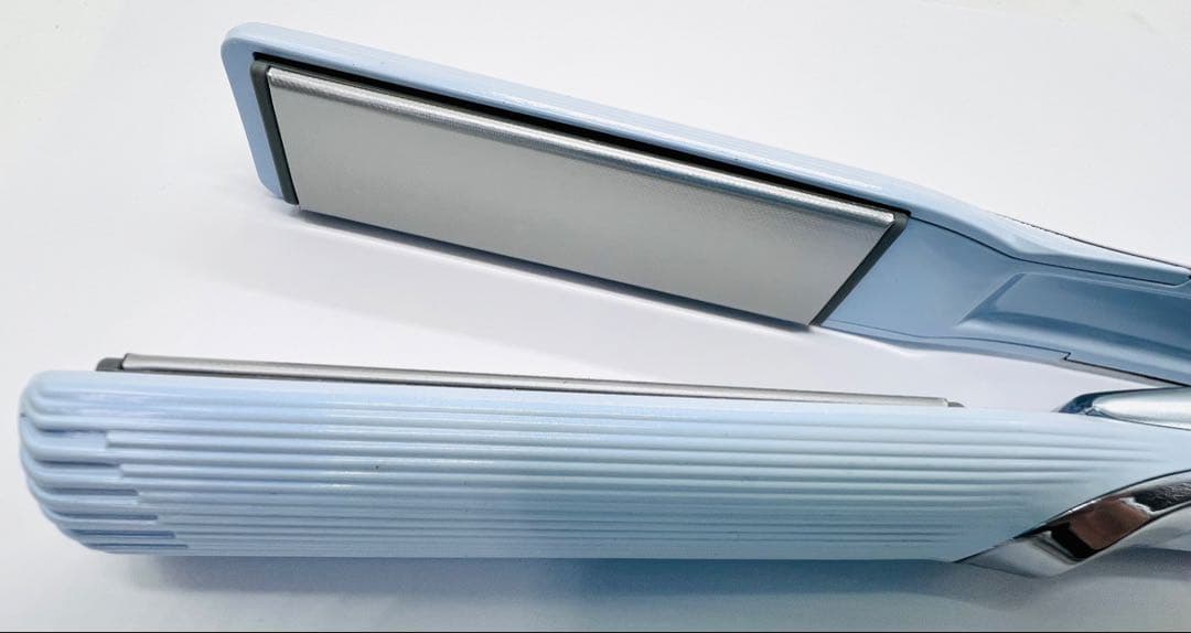 【美品】ReFa ビューテック ストレートアイロン ホワイト／箱・保証書あり