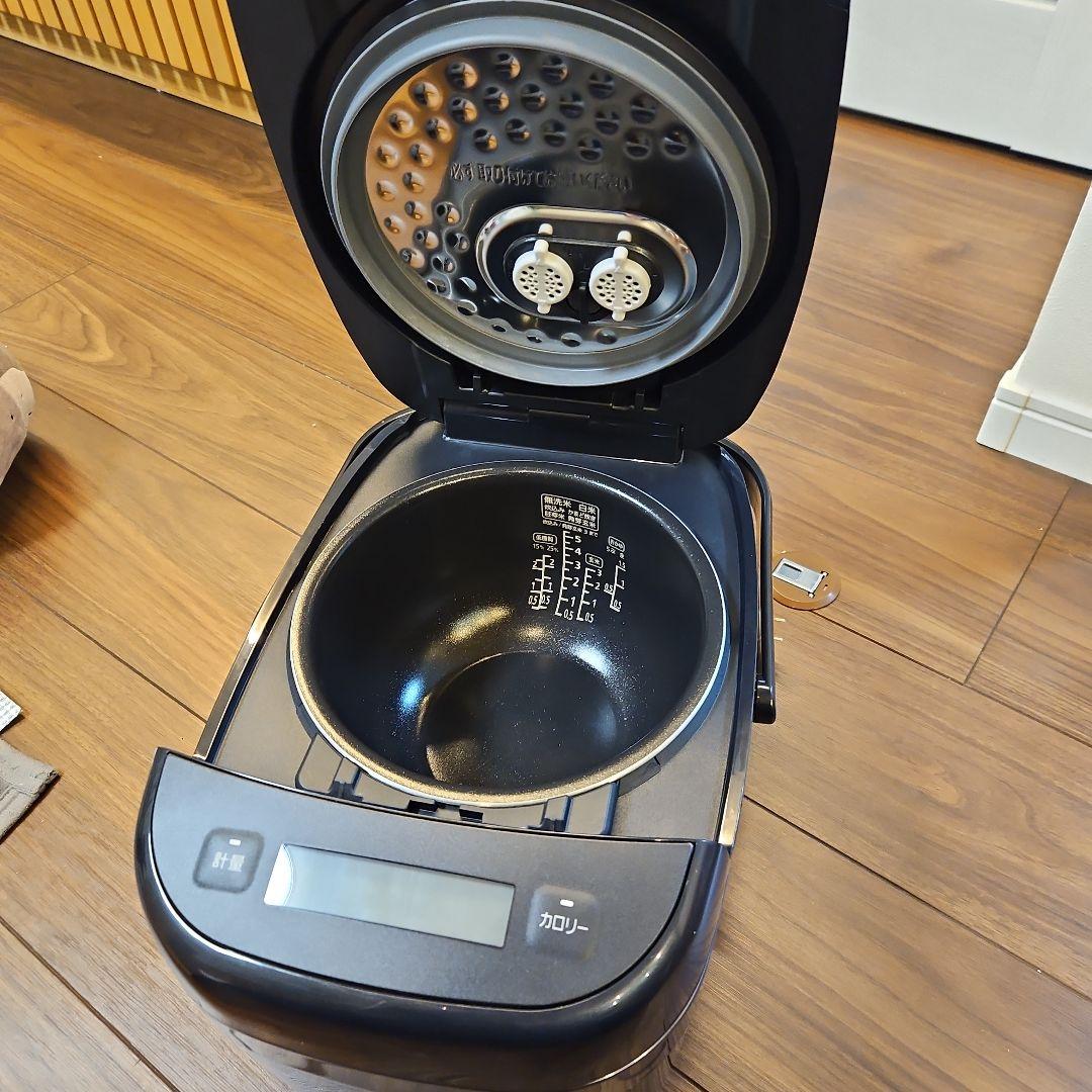 新品5.5合炊き圧力IH炊飯器　黒ダイヤモンド厚釜かまど炊き　遠赤