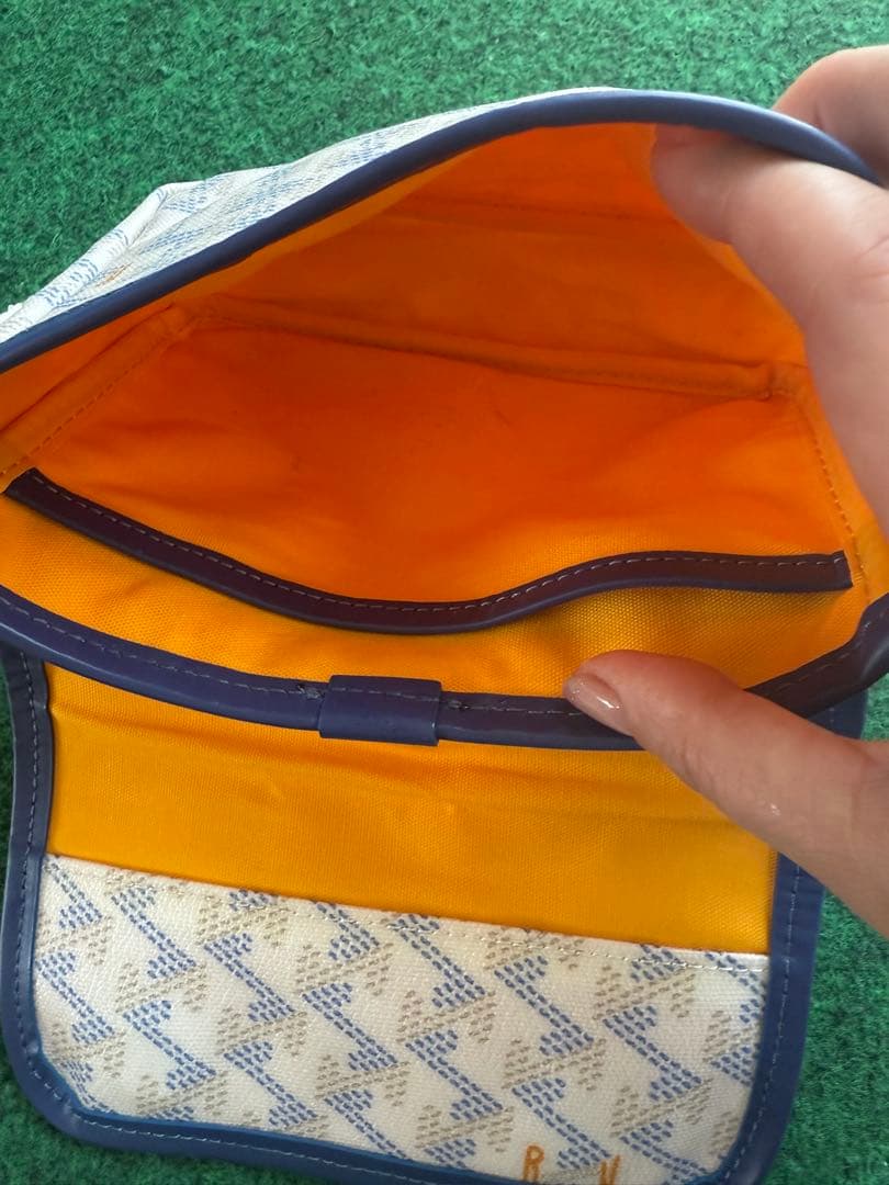 レザレクション　ウエストポーチ　オーシャンホワイト