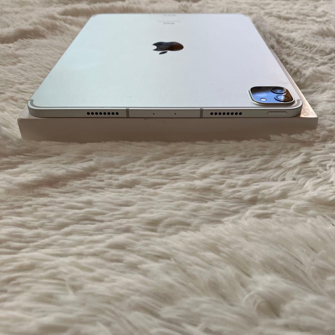【完動品】iPad Pro 11インチ 第3世代 128GB 【すぐ発送】