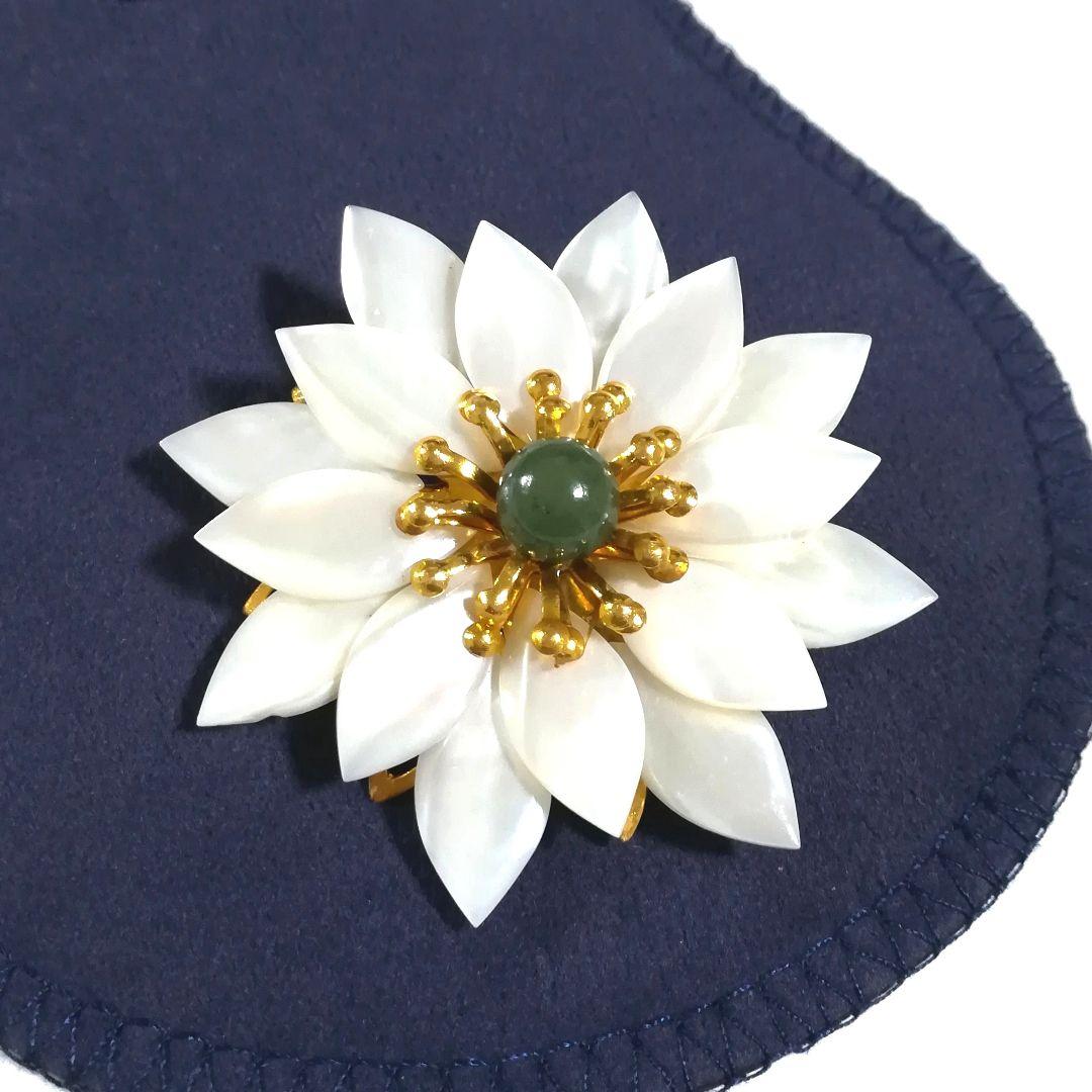 (美品) シェルフラワーブローチ