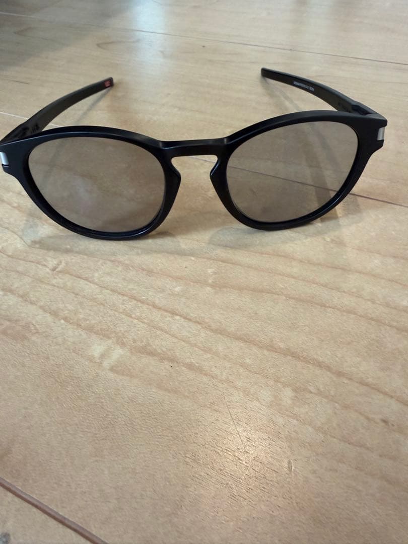 9349-5153正規品 オークリー サングラス LATCH アジアンおまけ付き