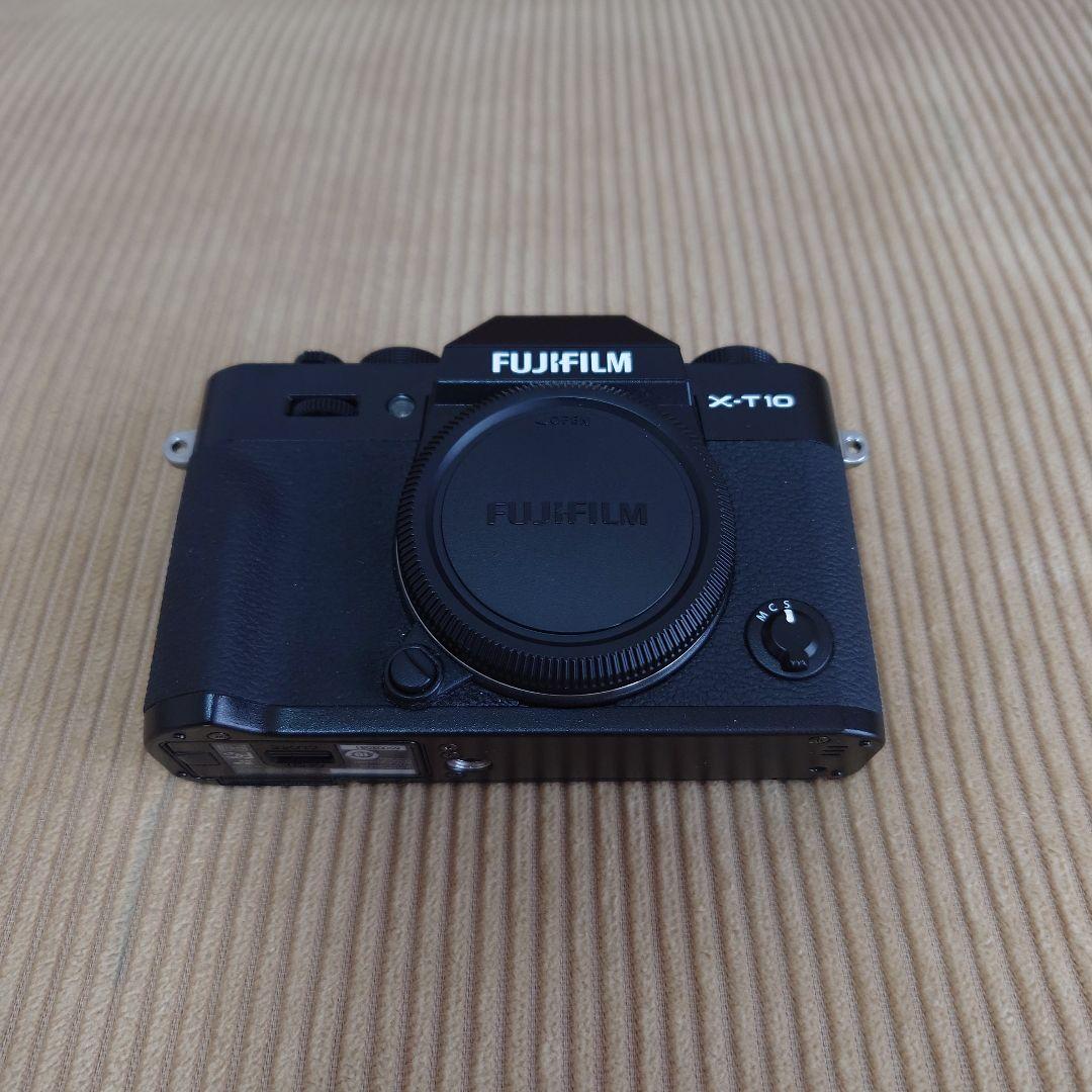 Fujifilm X-T10 ミラーレス一眼 本体とTTArtisanレンズ