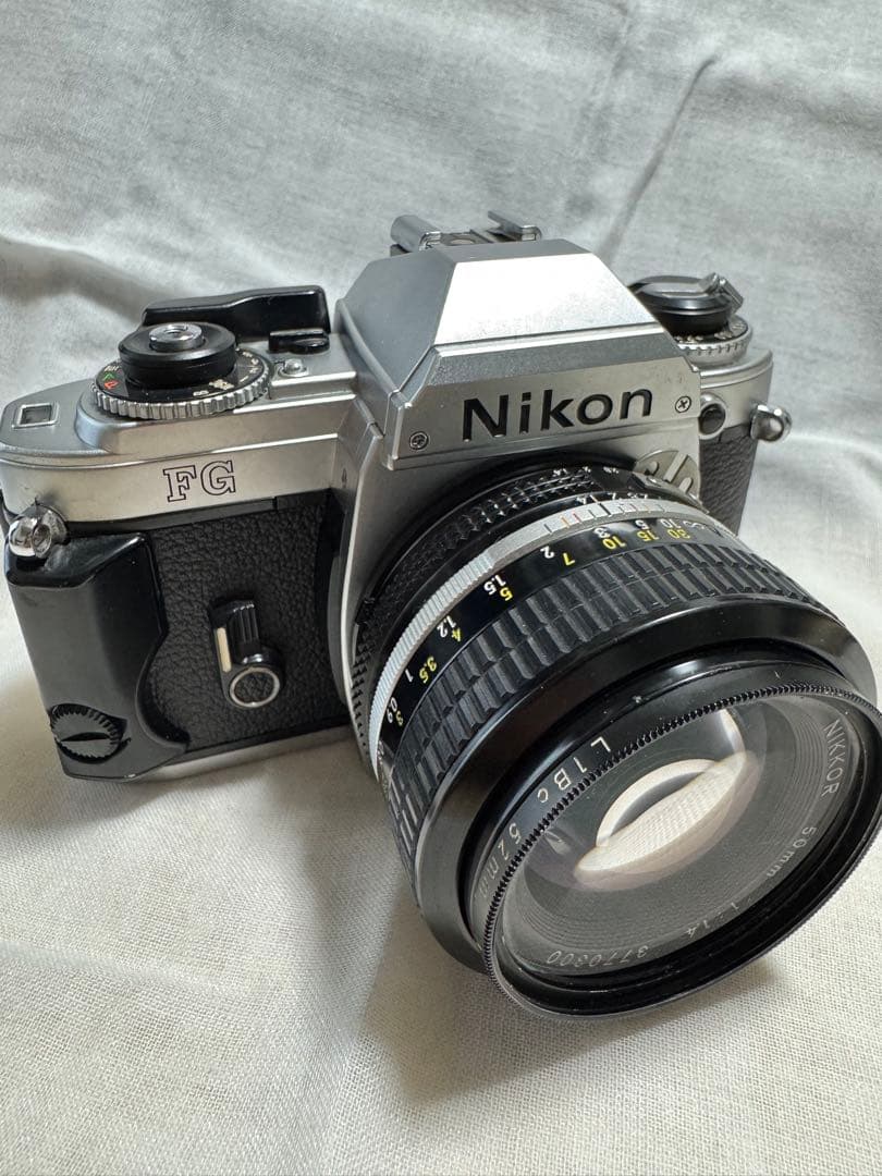 Nikon FG + Nikkor 50mm f/1.4 レンズ付き