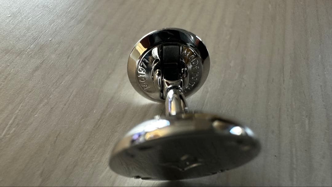 新品未使用 ルイヴィトン LV LOUIS VUITTON カフス ボタン