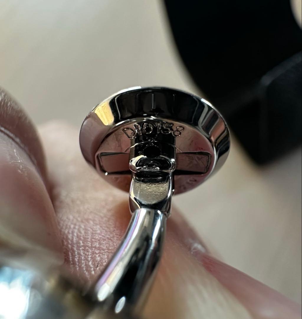 新品未使用 ルイヴィトン LV LOUIS VUITTON カフス ボタン